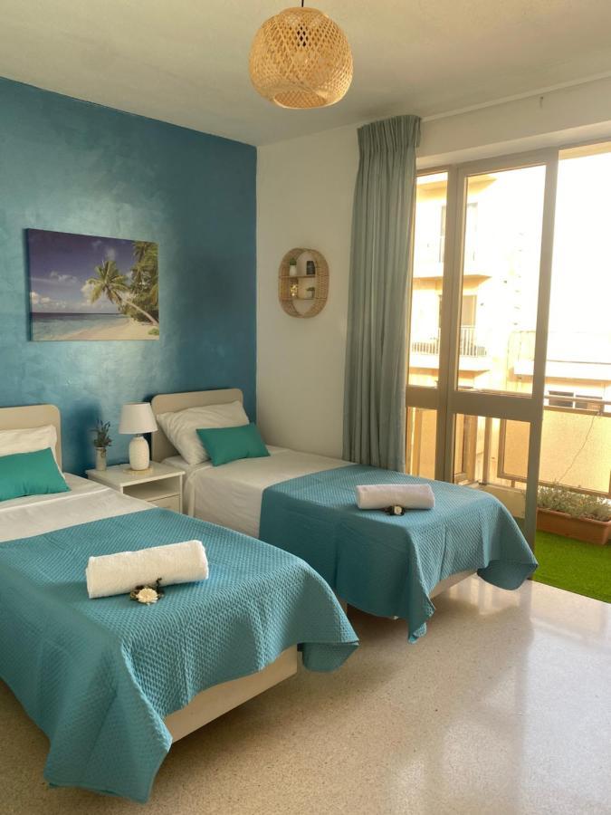 St Paul'S Bay Central Apartment In Qawra St. Paul's Bay Bagian luar foto