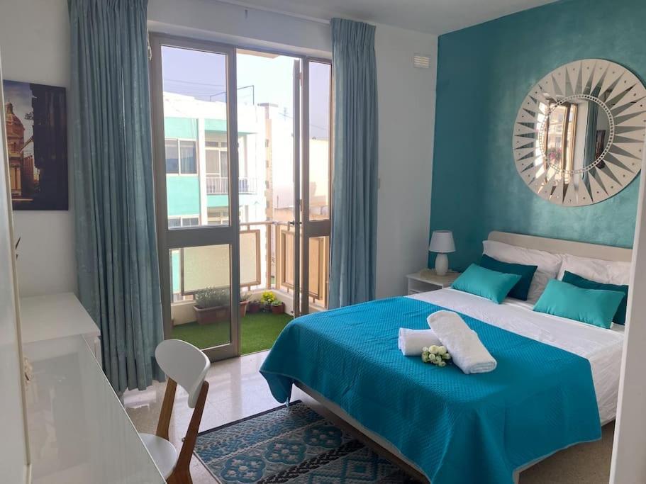 St Paul'S Bay Central Apartment In Qawra St. Paul's Bay Bagian luar foto
