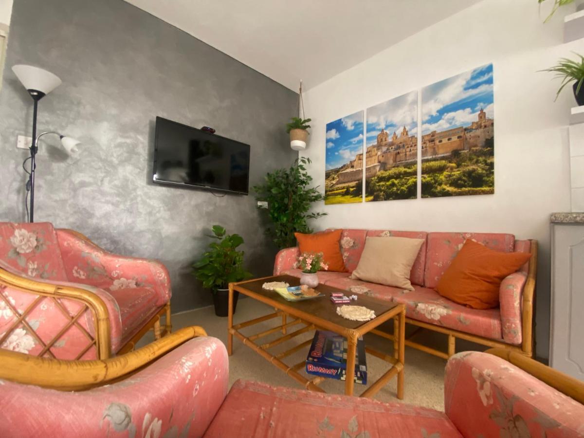 St Paul'S Bay Central Apartment In Qawra St. Paul's Bay Bagian luar foto